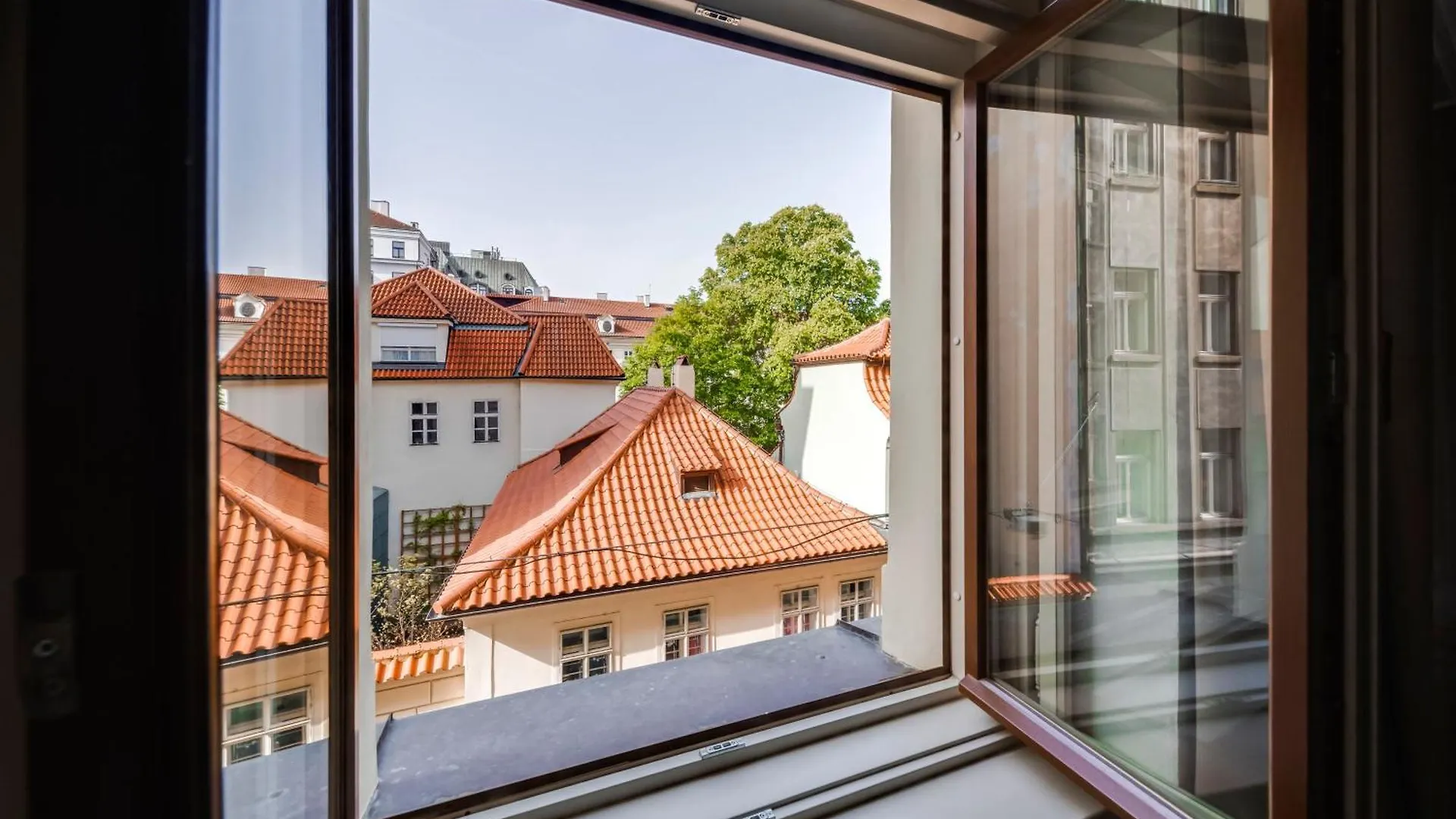 New Town Oases Apartment Prague