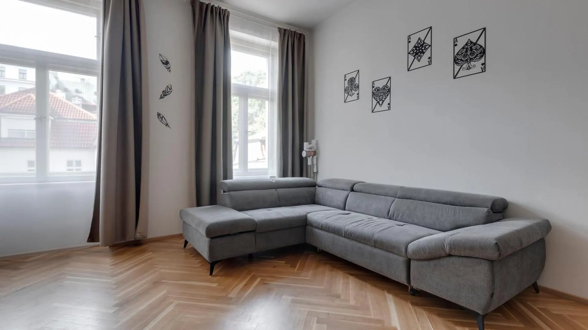 New Town Oases Apartment Prague